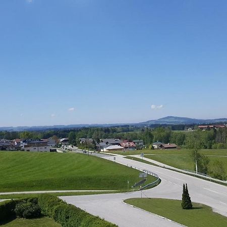 Gasthof Neuhofen Eugendorf Εξωτερικό φωτογραφία