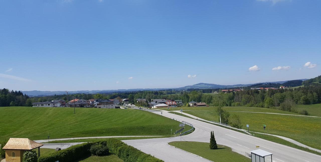Gasthof Neuhofen Eugendorf Εξωτερικό φωτογραφία